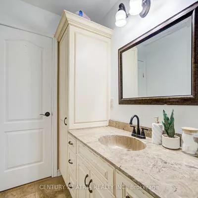 115, Ondrey, Bradford, Bradford West Gwillimbury