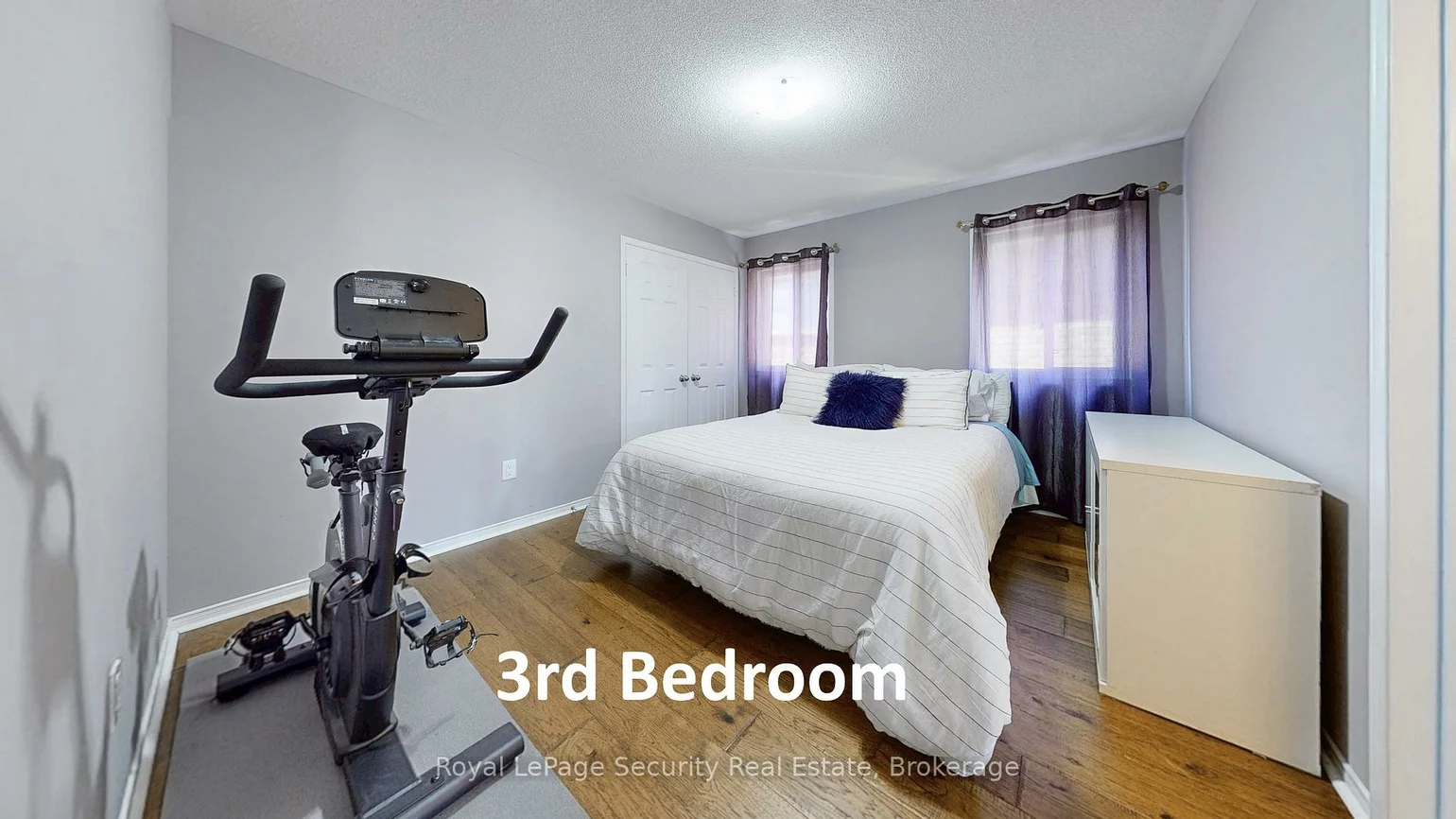 23, Mooney, Bradford, Bradford West Gwillimbury
