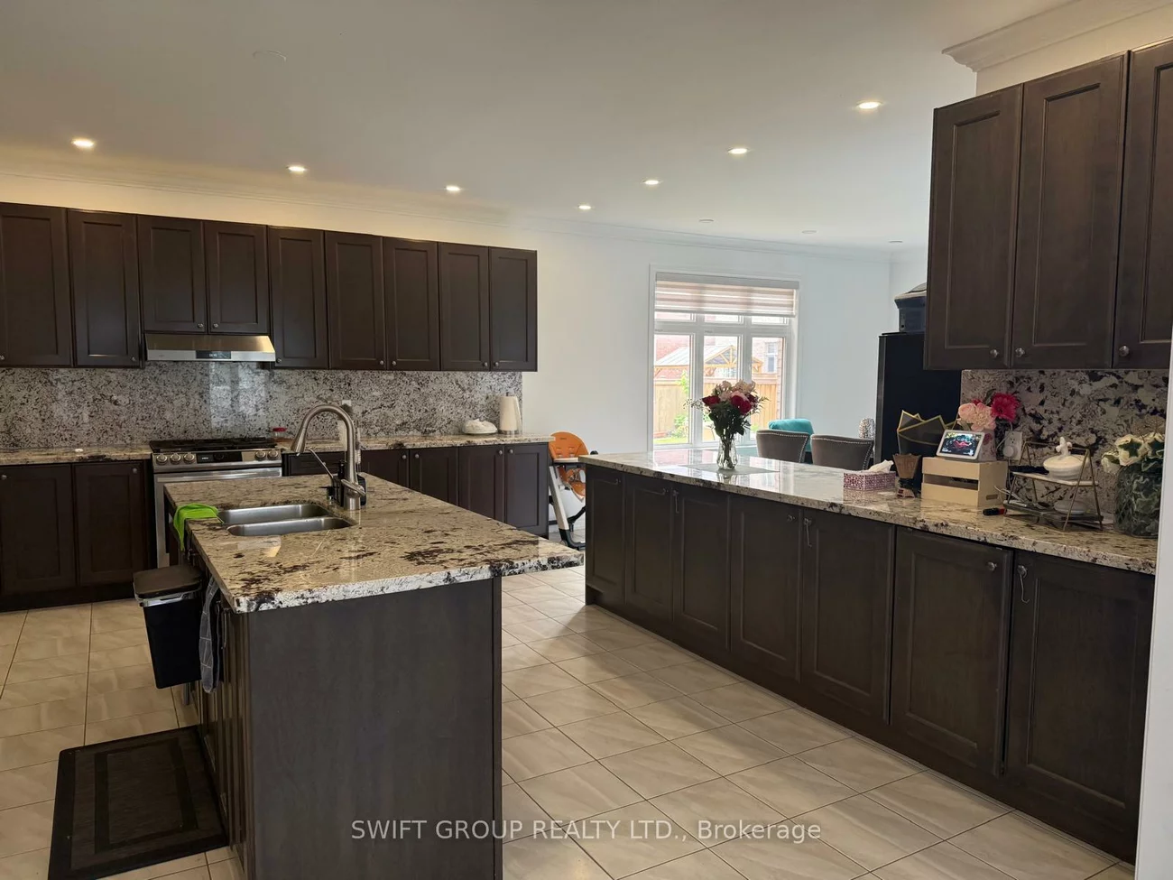 147, Mccann, Bradford, Bradford West Gwillimbury