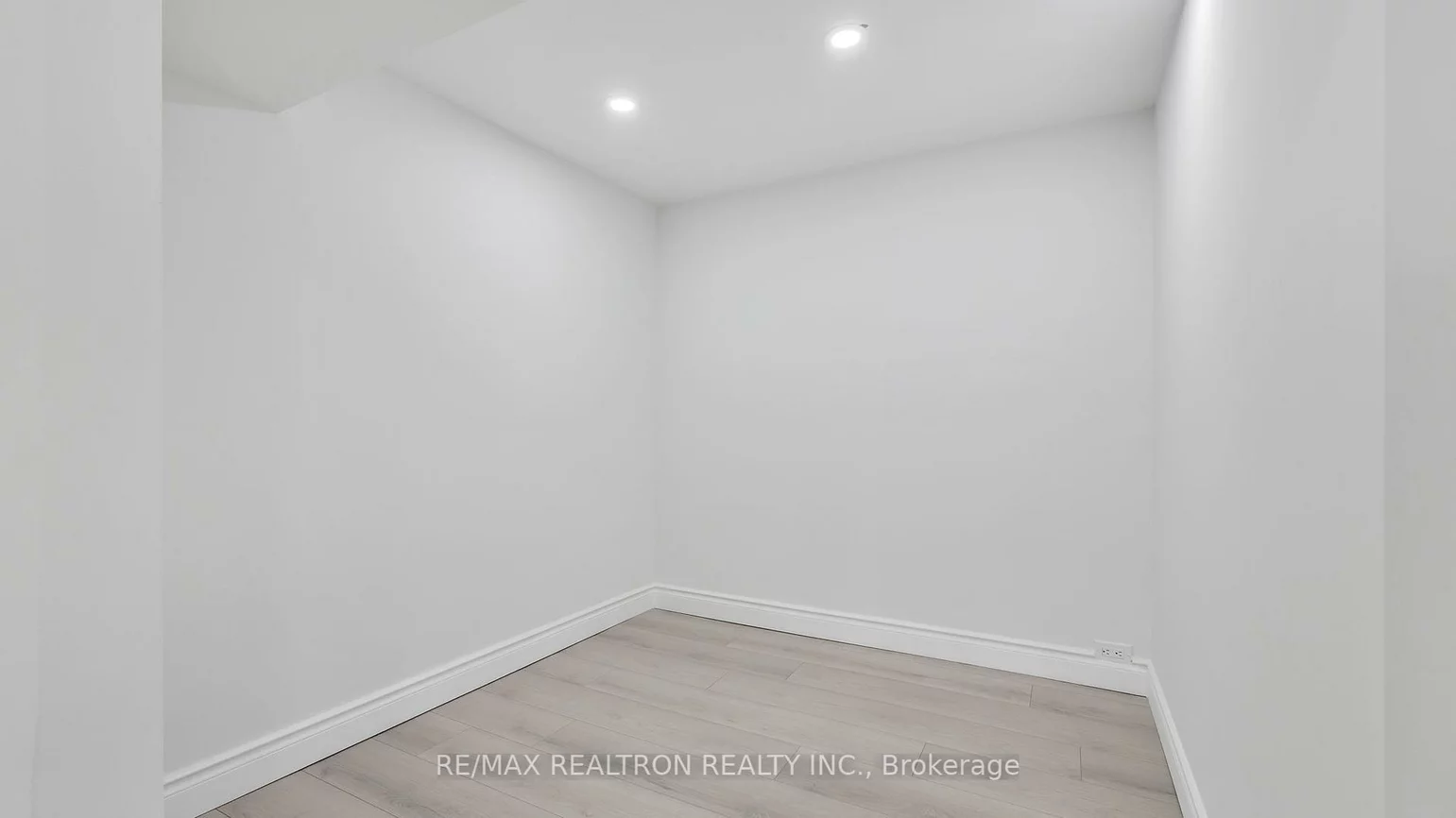 20, Lallien, Bond Head, Bradford West Gwillimbury