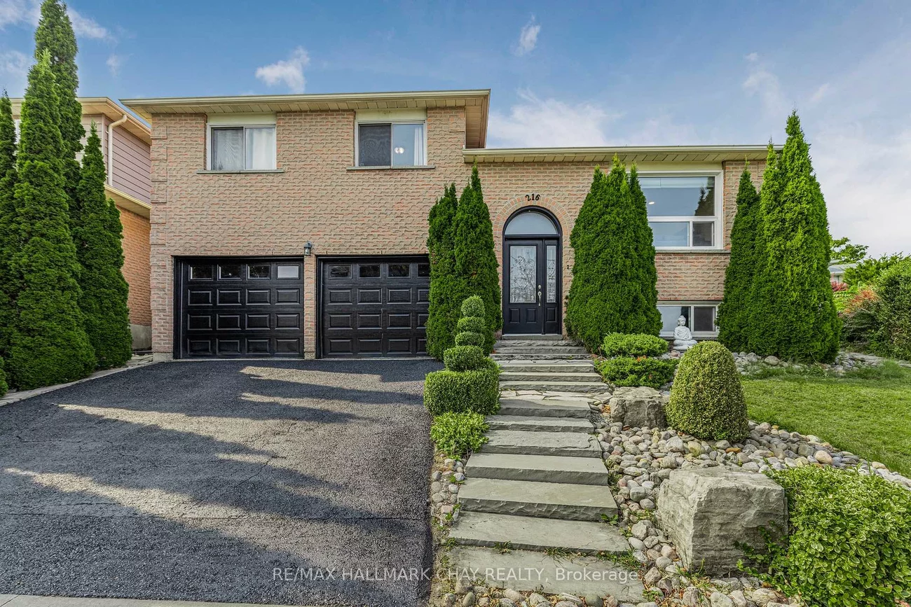 216, Colborne, Bradford, Bradford West Gwillimbury