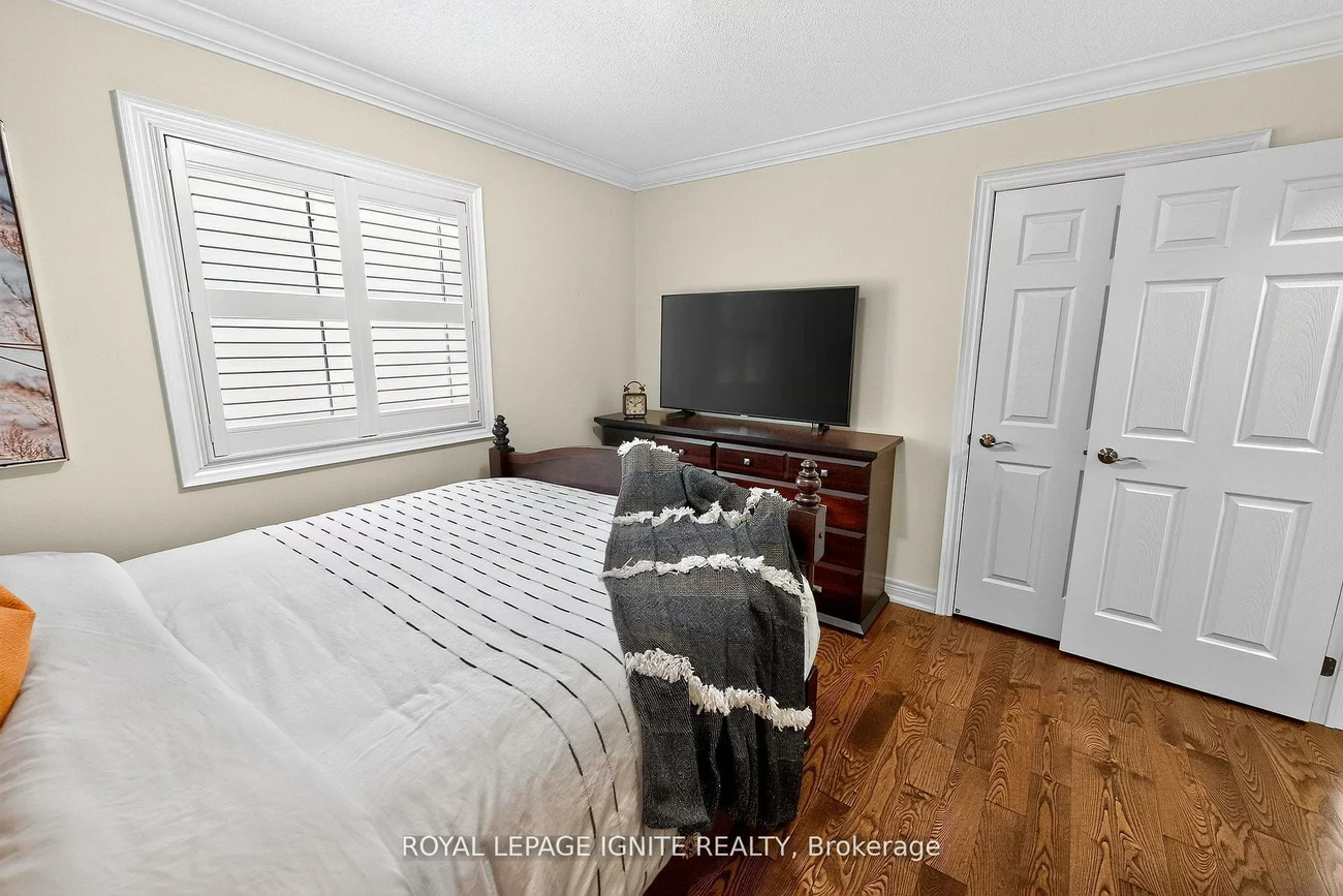 95, Chelsea, Bradford, Bradford West Gwillimbury