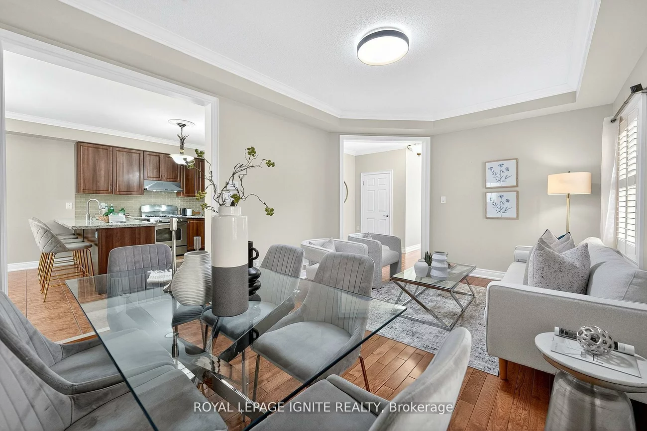 95, Chelsea, Bradford, Bradford West Gwillimbury