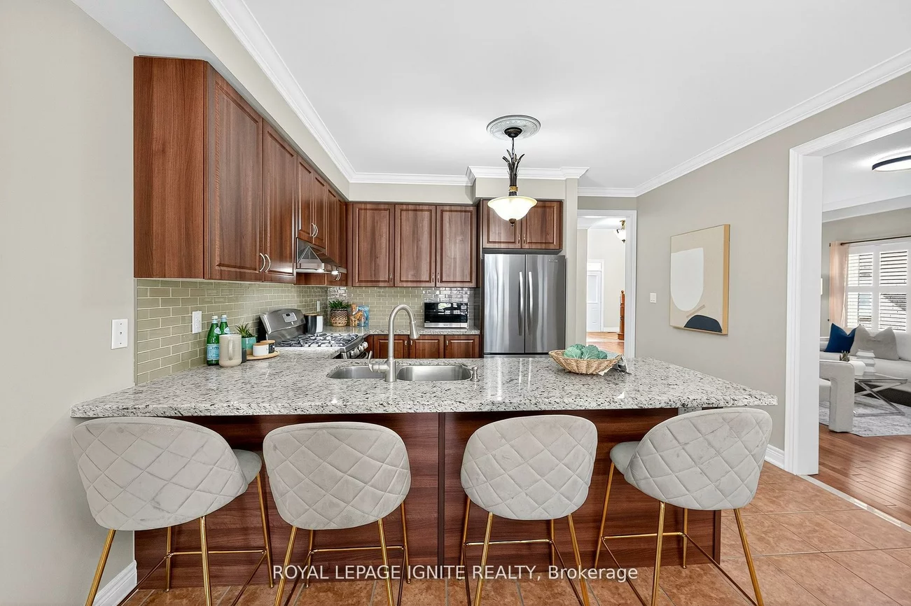 95, Chelsea, Bradford, Bradford West Gwillimbury