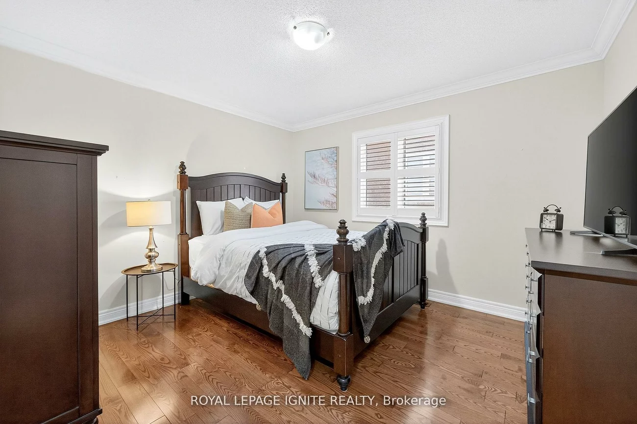 95, Chelsea, Bradford, Bradford West Gwillimbury