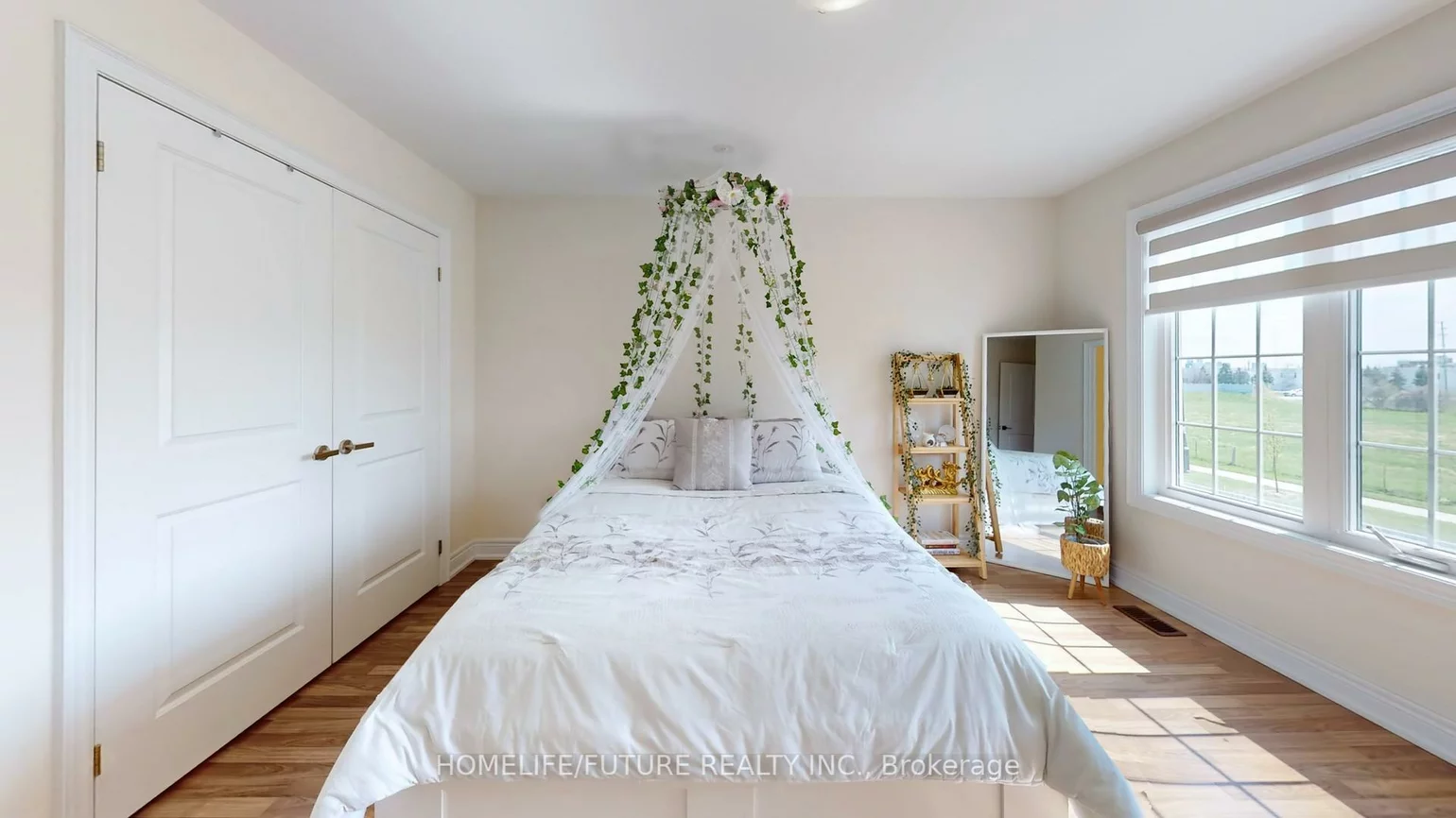 1009, Langford, Bradford, Bradford West Gwillimbury