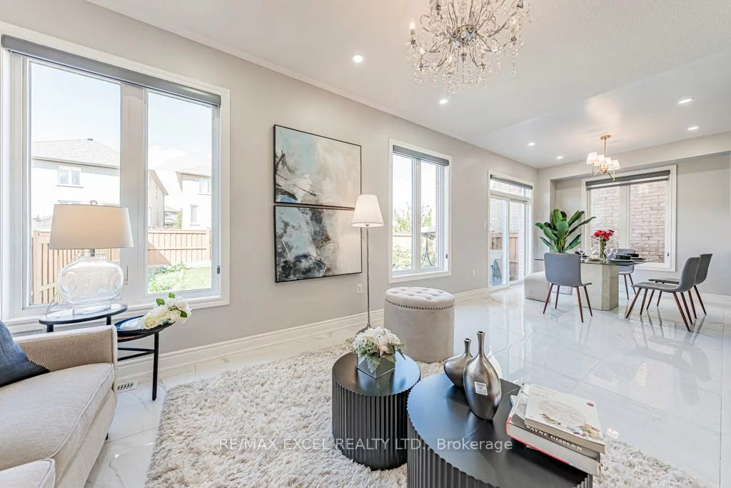 6, Heritage, Bradford, Bradford West Gwillimbury