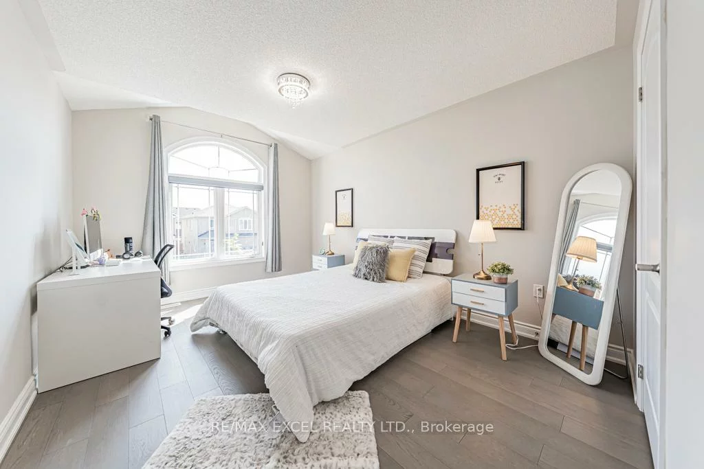 6, Heritage, Bradford, Bradford West Gwillimbury
