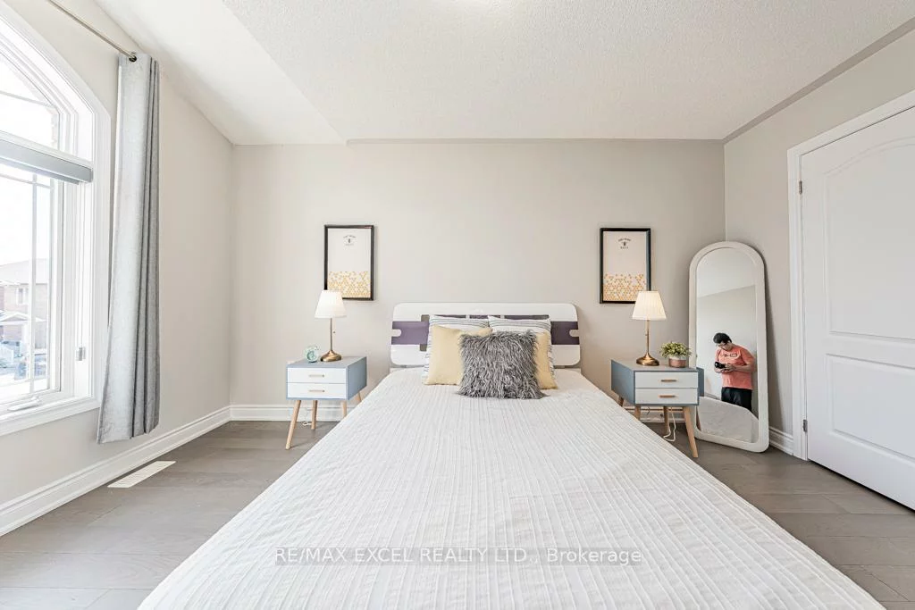 6, Heritage, Bradford, Bradford West Gwillimbury