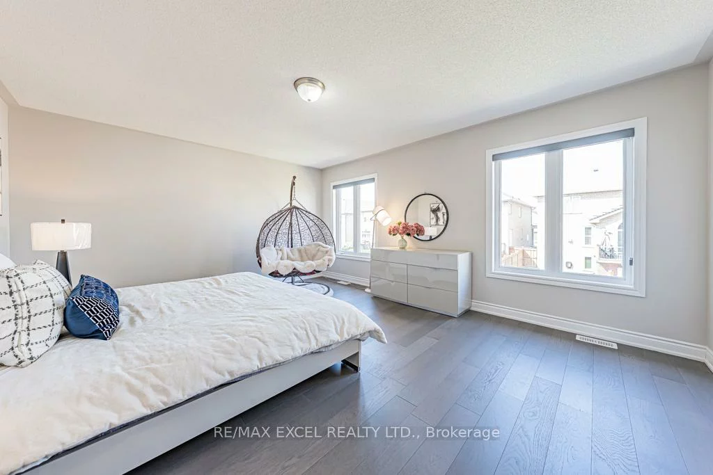 6, Heritage, Bradford, Bradford West Gwillimbury