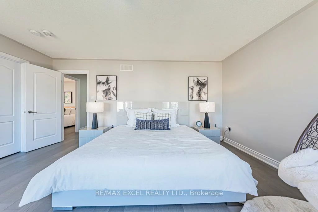 6, Heritage, Bradford, Bradford West Gwillimbury