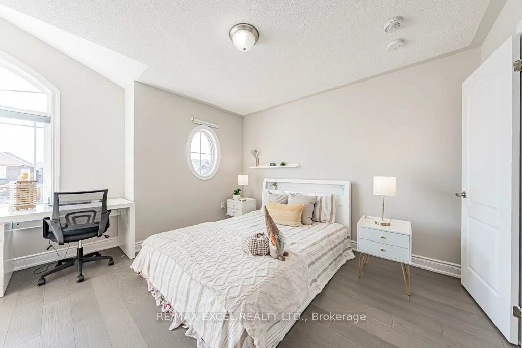 6, Heritage, Bradford, Bradford West Gwillimbury