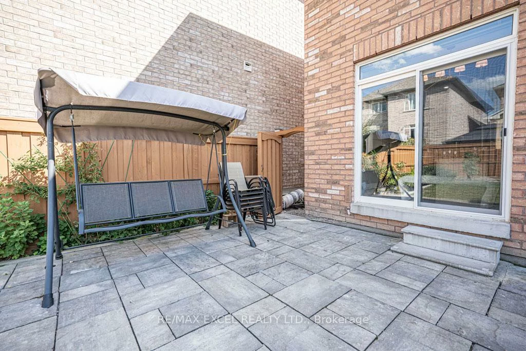 6, Heritage, Bradford, Bradford West Gwillimbury