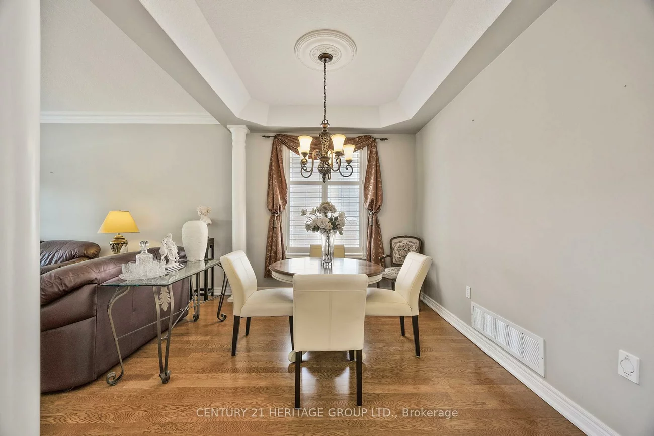 79, Metcalfe, Bradford, Bradford West Gwillimbury