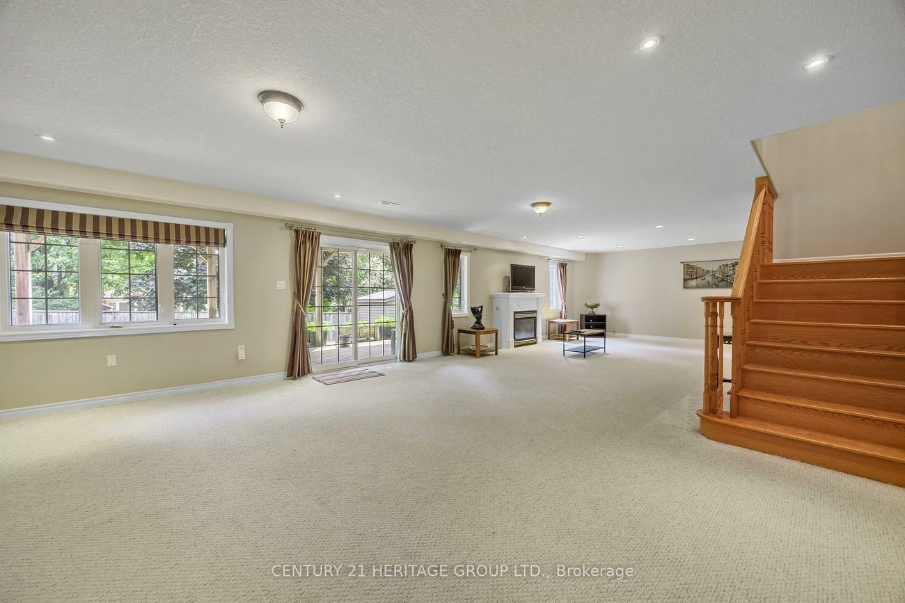79, Metcalfe, Bradford, Bradford West Gwillimbury