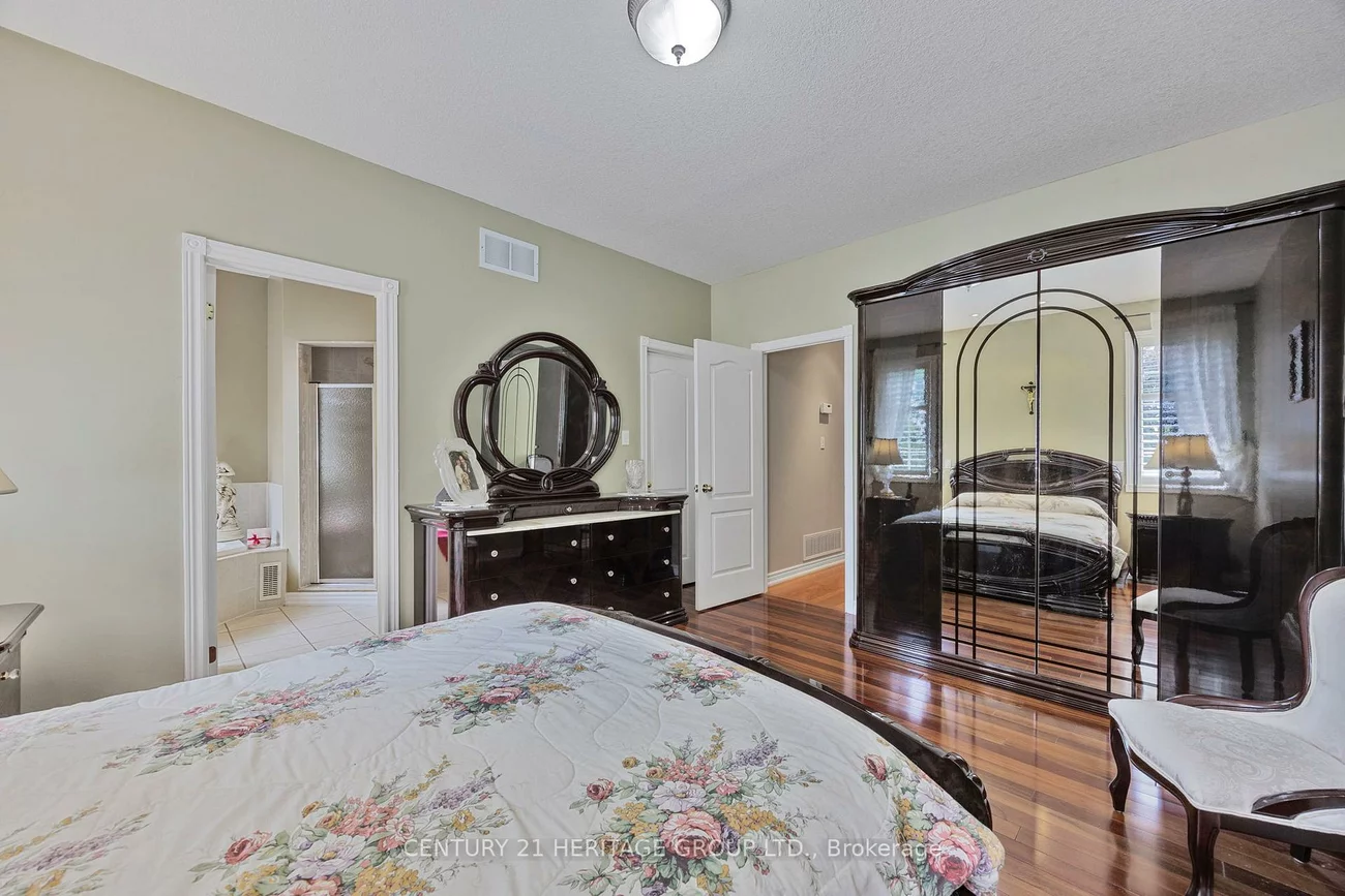 79, Metcalfe, Bradford, Bradford West Gwillimbury