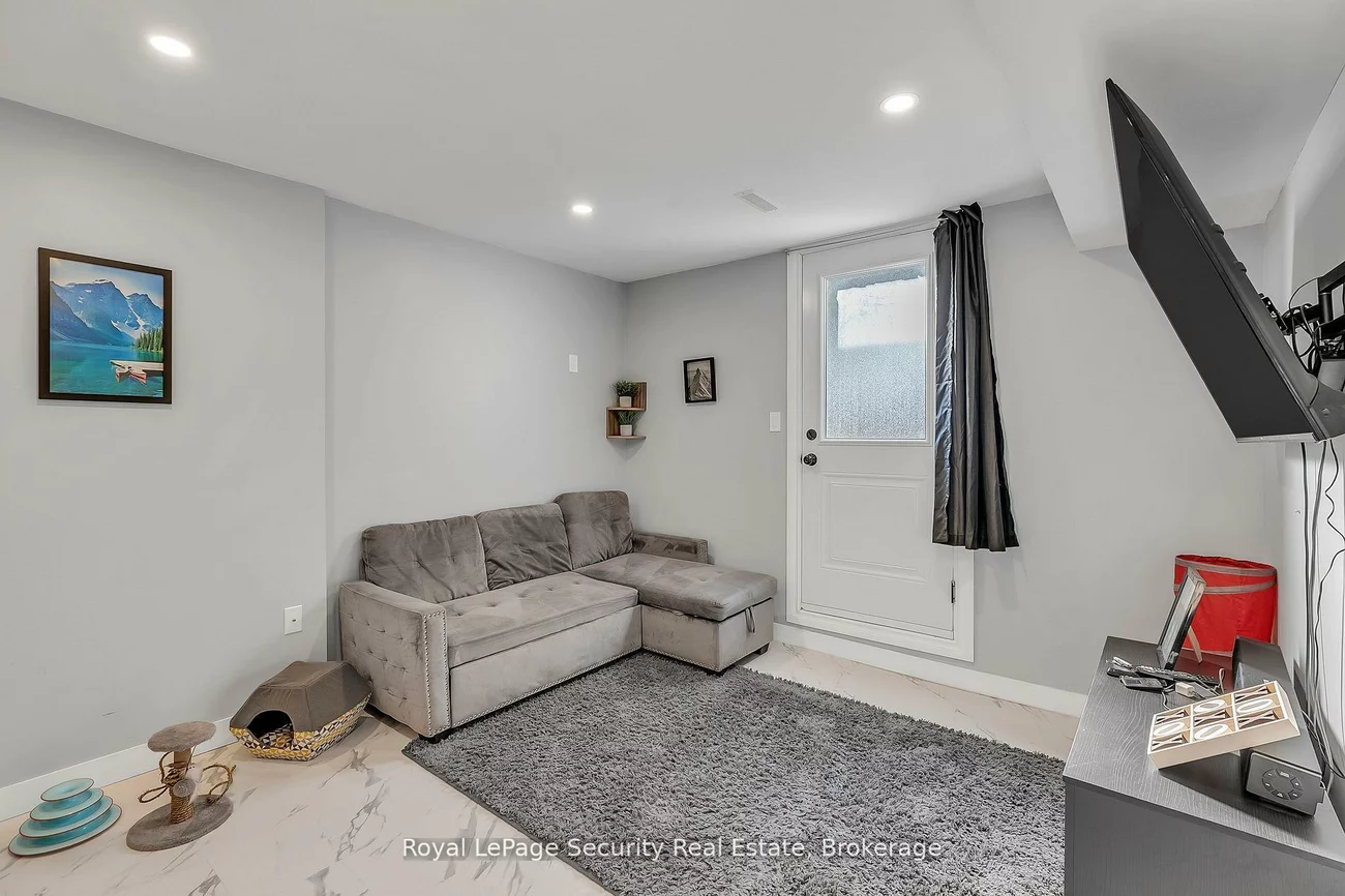 479, Britannia, Bradford, Bradford West Gwillimbury