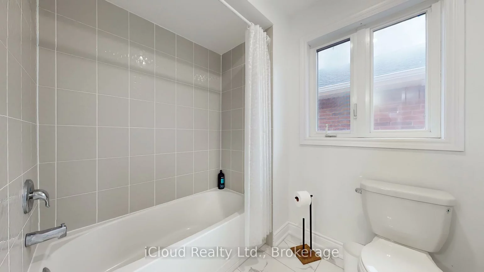 62, Heritage, Bradford, Bradford West Gwillimbury