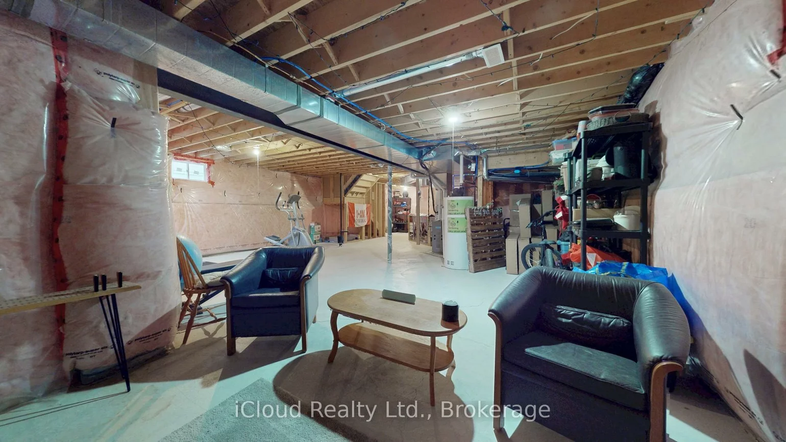 62, Heritage, Bradford, Bradford West Gwillimbury