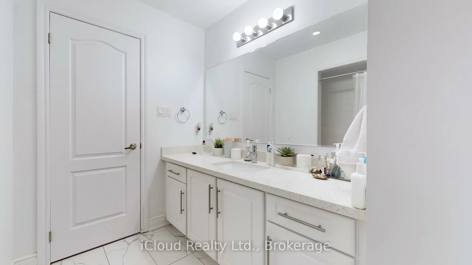 62, Heritage, Bradford, Bradford West Gwillimbury