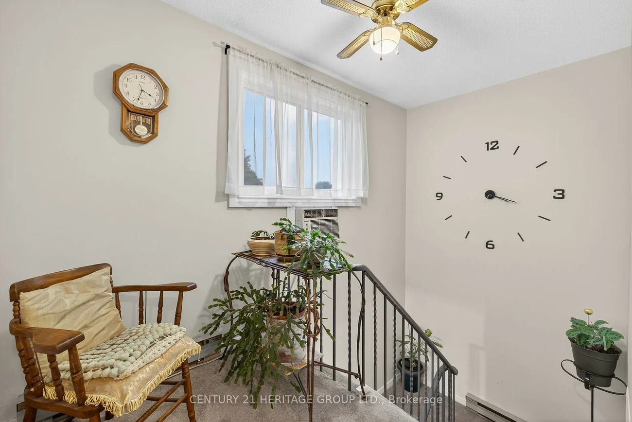 374, Maplegrove, Bradford, Bradford West Gwillimbury