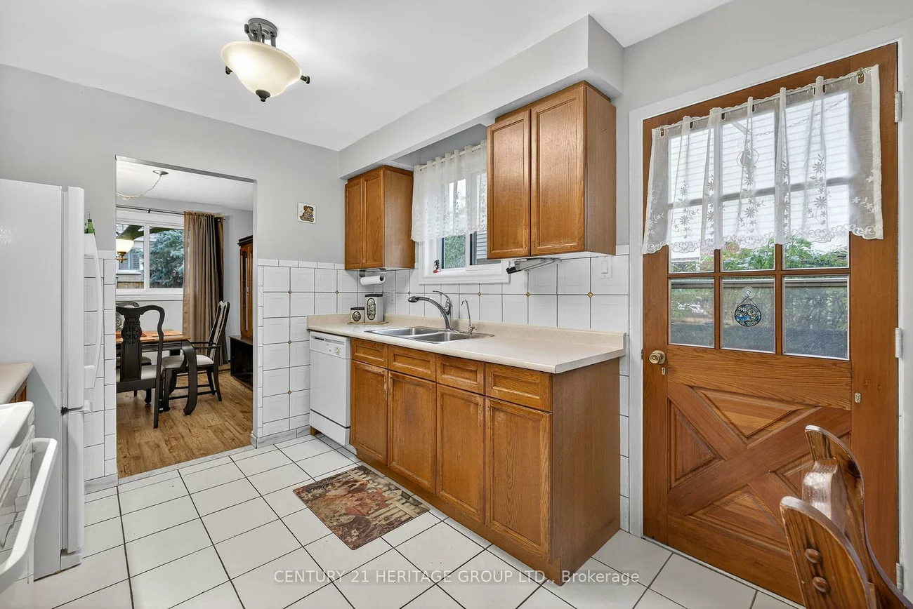 374, Maplegrove, Bradford, Bradford West Gwillimbury