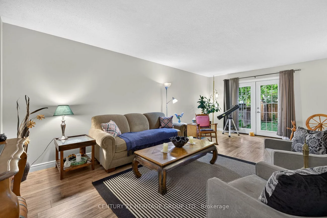 374, Maplegrove, Bradford, Bradford West Gwillimbury