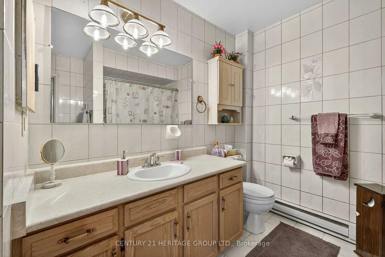 374, Maplegrove, Bradford, Bradford West Gwillimbury