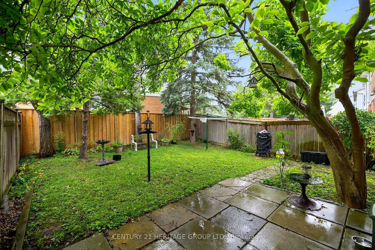 374, Maplegrove, Bradford, Bradford West Gwillimbury