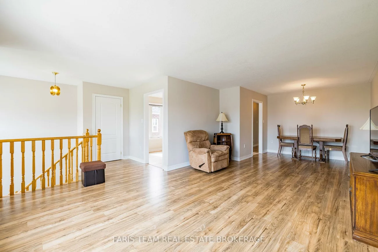 42, Smith, Bradford, Bradford West Gwillimbury
