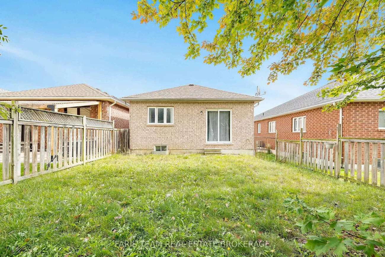 42, Smith, Bradford, Bradford West Gwillimbury