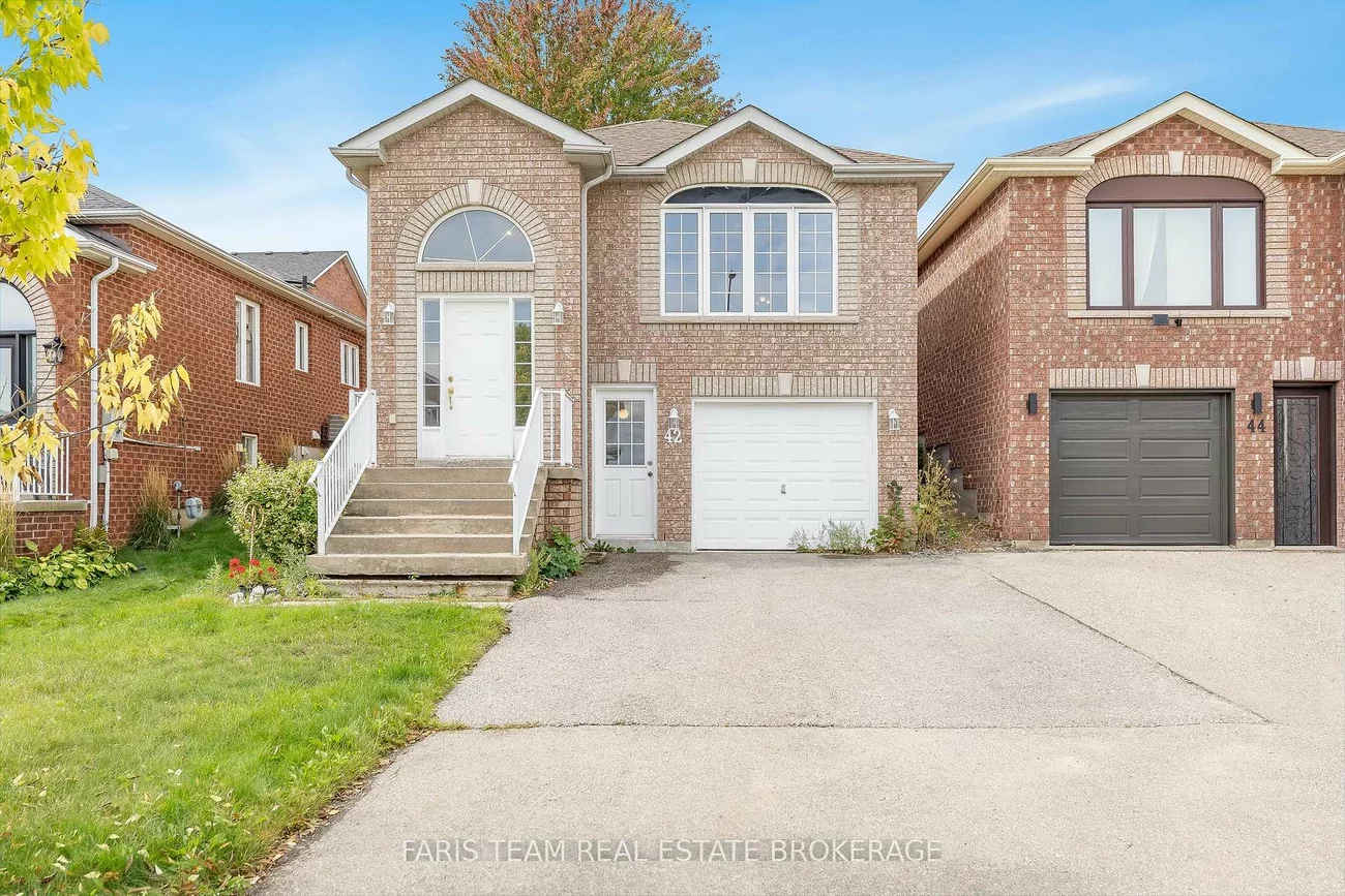 42, Smith, Bradford, Bradford West Gwillimbury