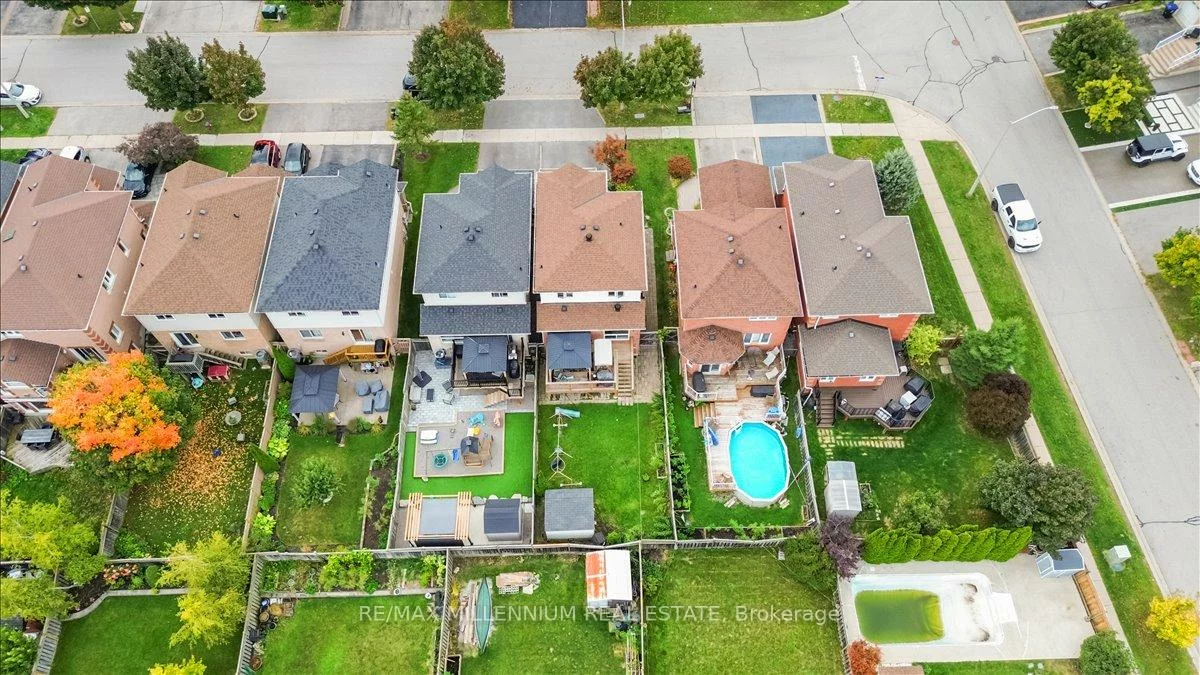 83, Smith, Bradford, Bradford West Gwillimbury