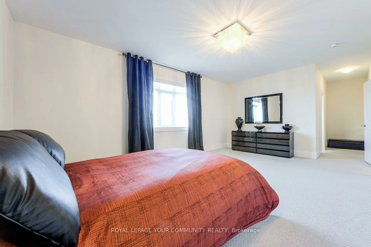 30, Tyndall, Bradford, Bradford West Gwillimbury