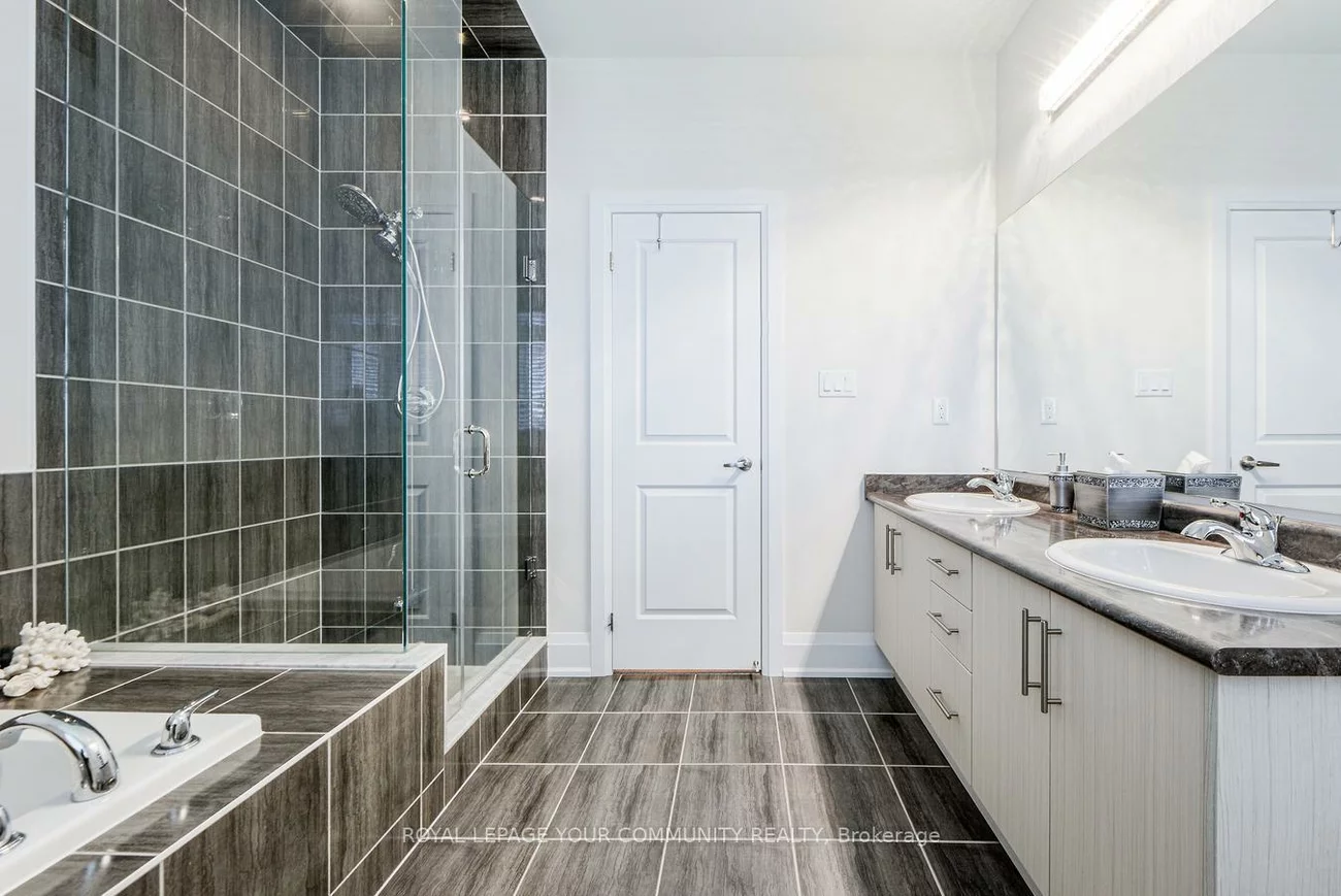 30, Tyndall, Bradford, Bradford West Gwillimbury