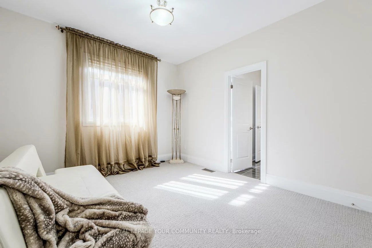 30, Tyndall, Bradford, Bradford West Gwillimbury