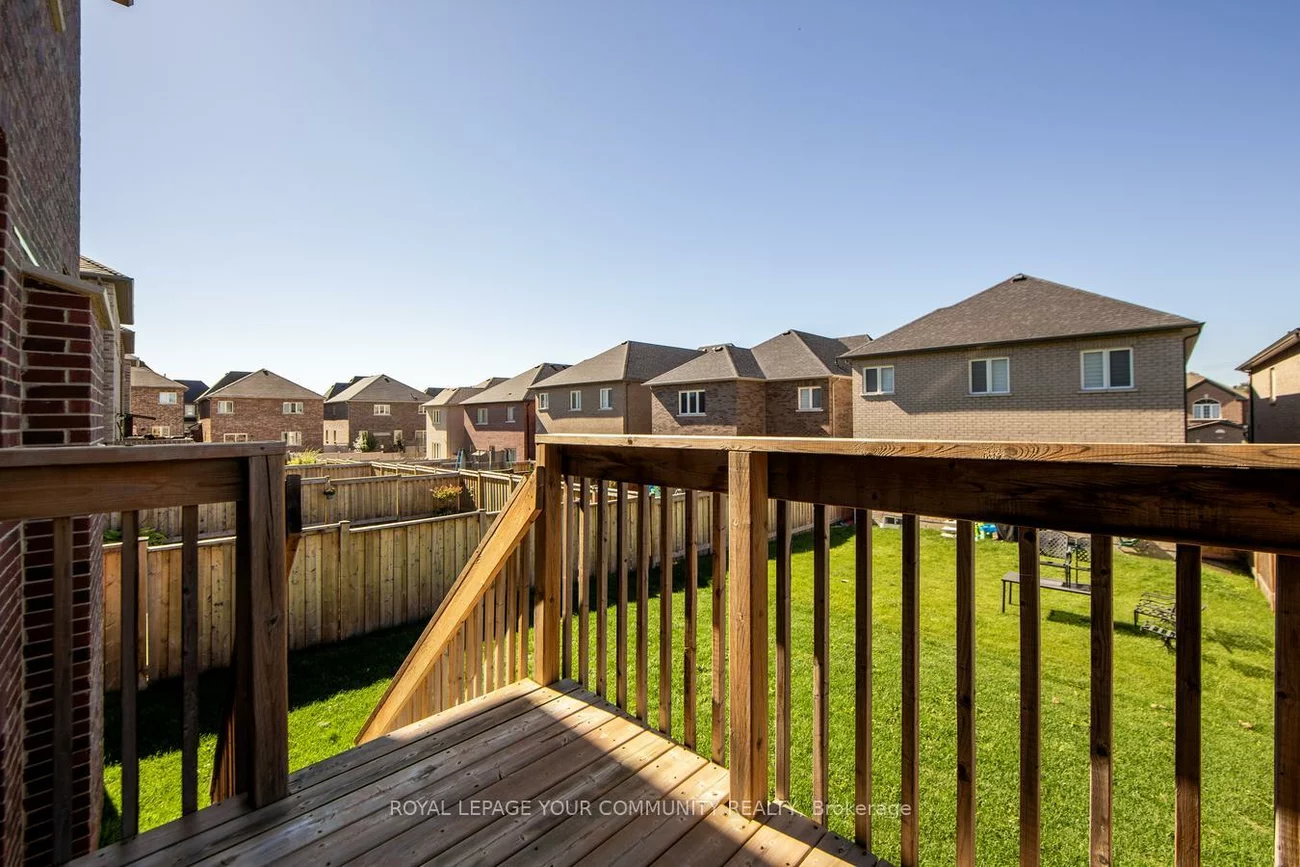 30, Tyndall, Bradford, Bradford West Gwillimbury