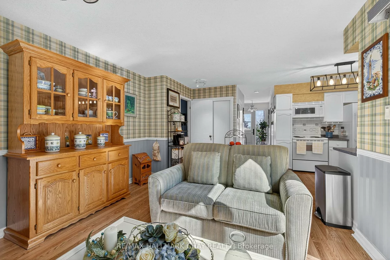 78, Collings, Bradford, Bradford West Gwillimbury