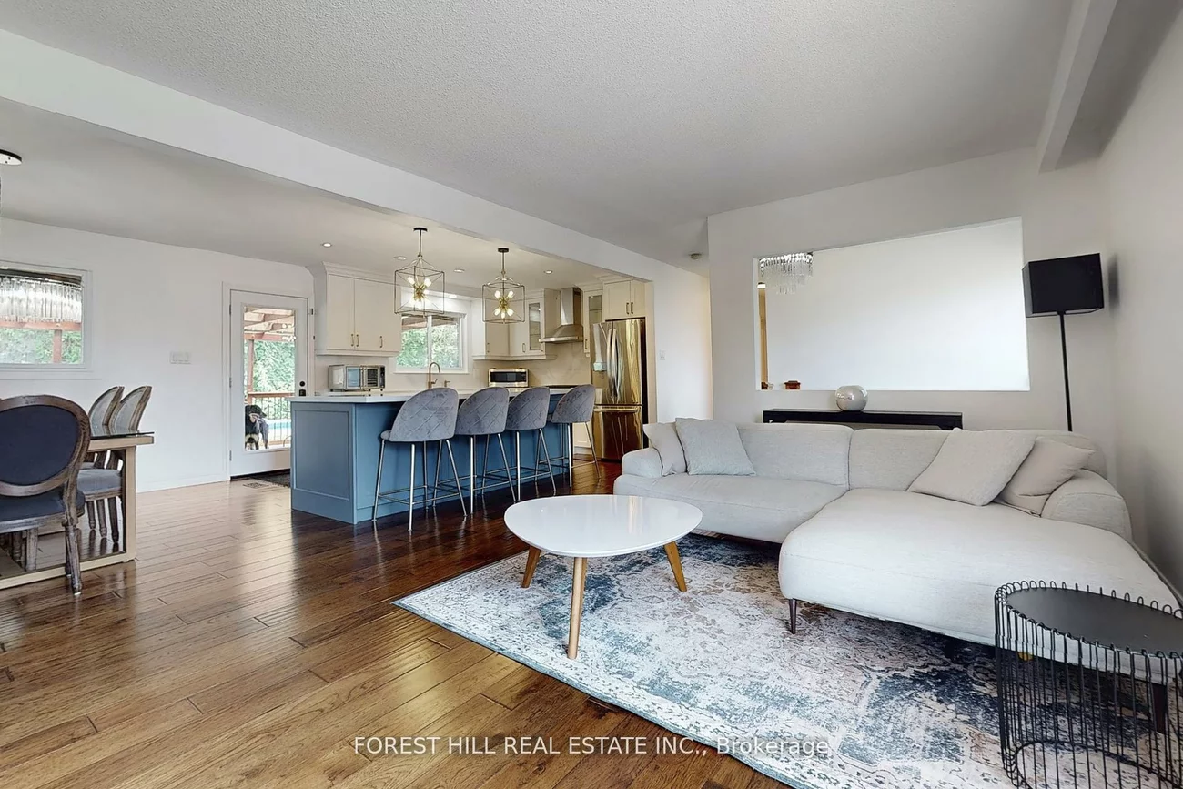 21, Lallien, Bond Head, Bradford West Gwillimbury