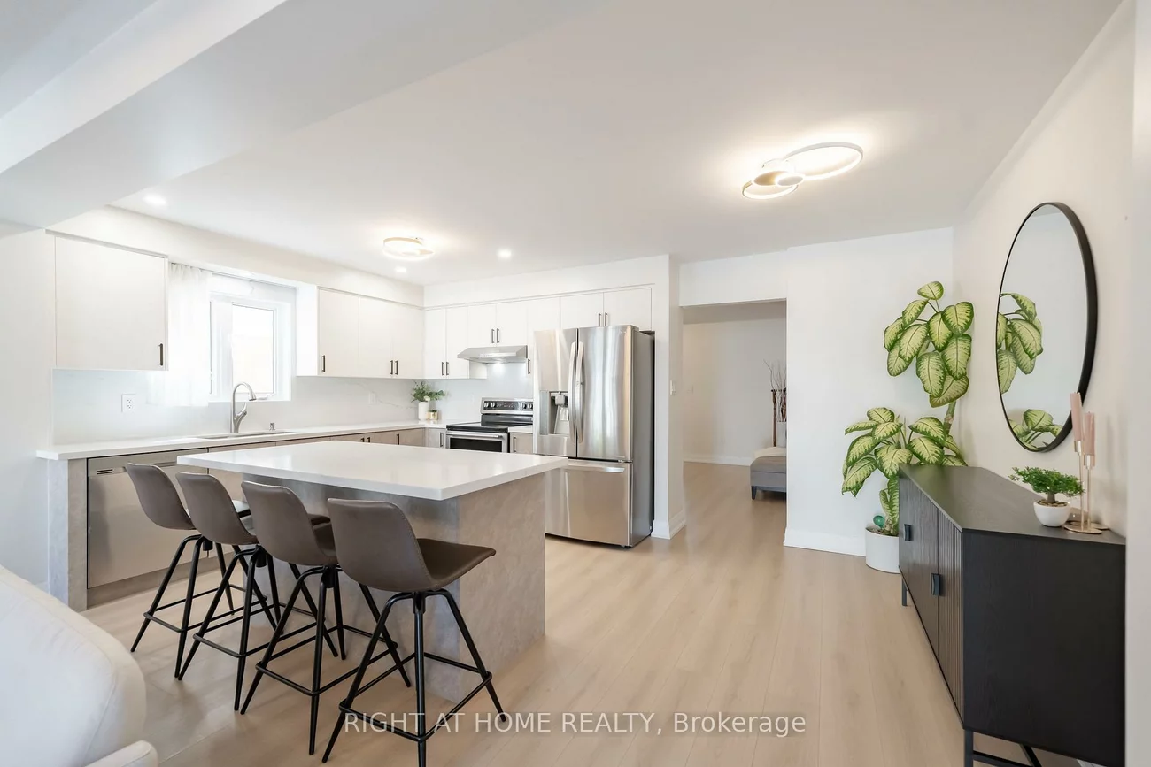 182, Meadowhawk, Bradford, Bradford West Gwillimbury
