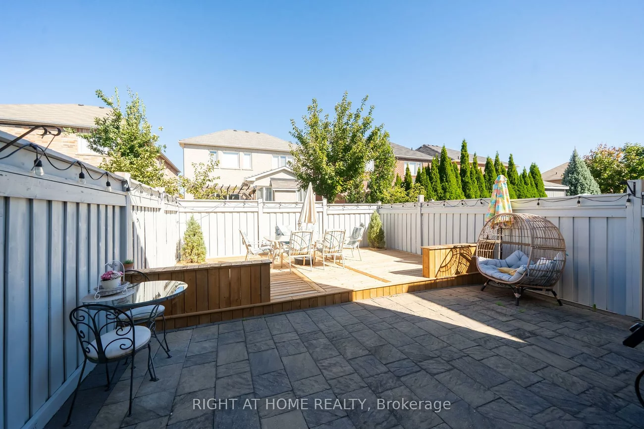 182, Meadowhawk, Bradford, Bradford West Gwillimbury