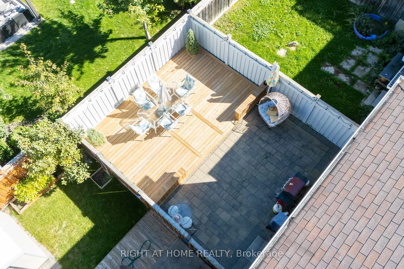 182, Meadowhawk, Bradford, Bradford West Gwillimbury