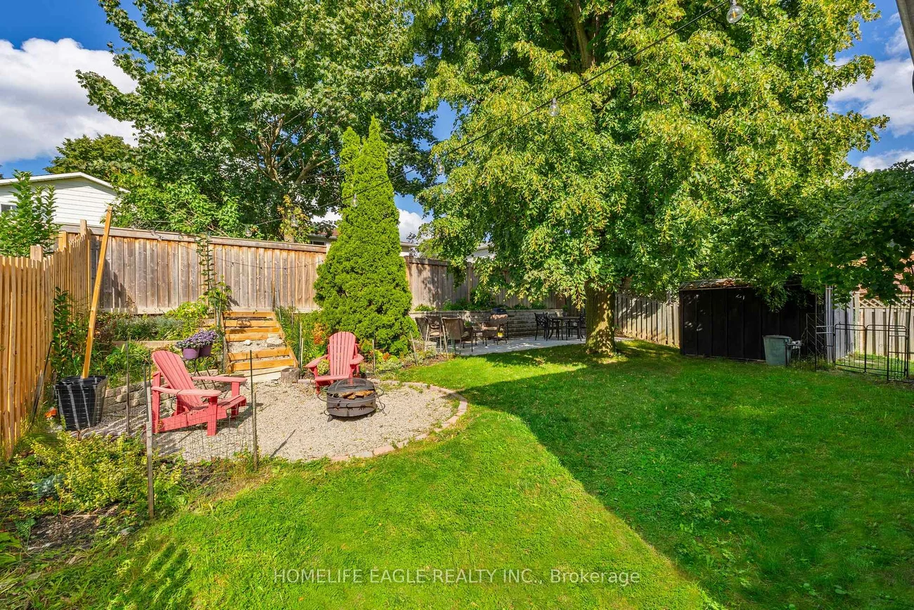 23, Maurino, Bradford, Bradford West Gwillimbury