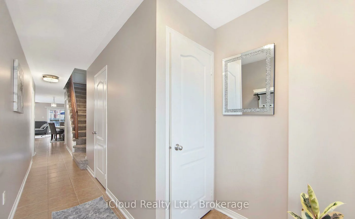 18, Meadowhawk, Bradford, Bradford West Gwillimbury