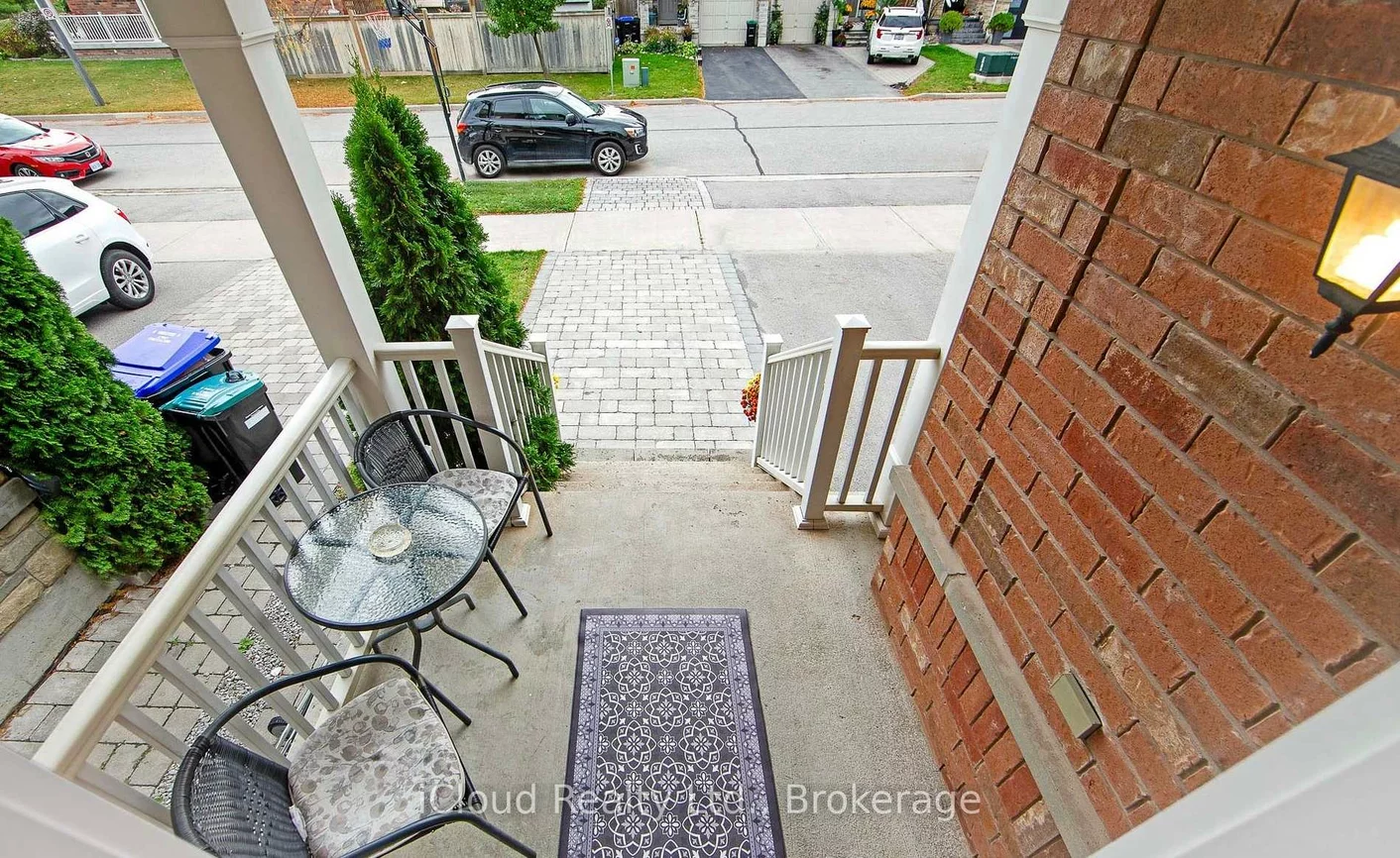 18, Meadowhawk, Bradford, Bradford West Gwillimbury