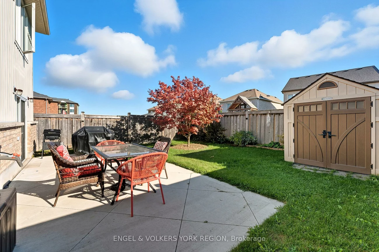 23, Weir, Bradford, Bradford West Gwillimbury