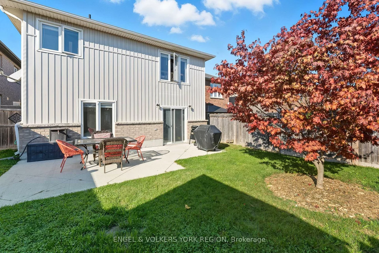 23, Weir, Bradford, Bradford West Gwillimbury