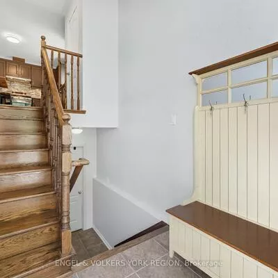 23, Weir, Bradford, Bradford West Gwillimbury