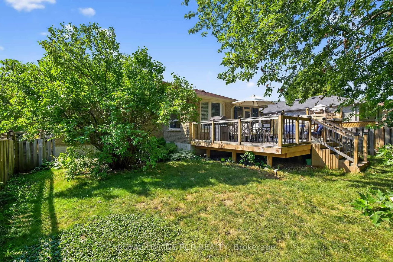21, Crown, Bradford, Bradford West Gwillimbury
