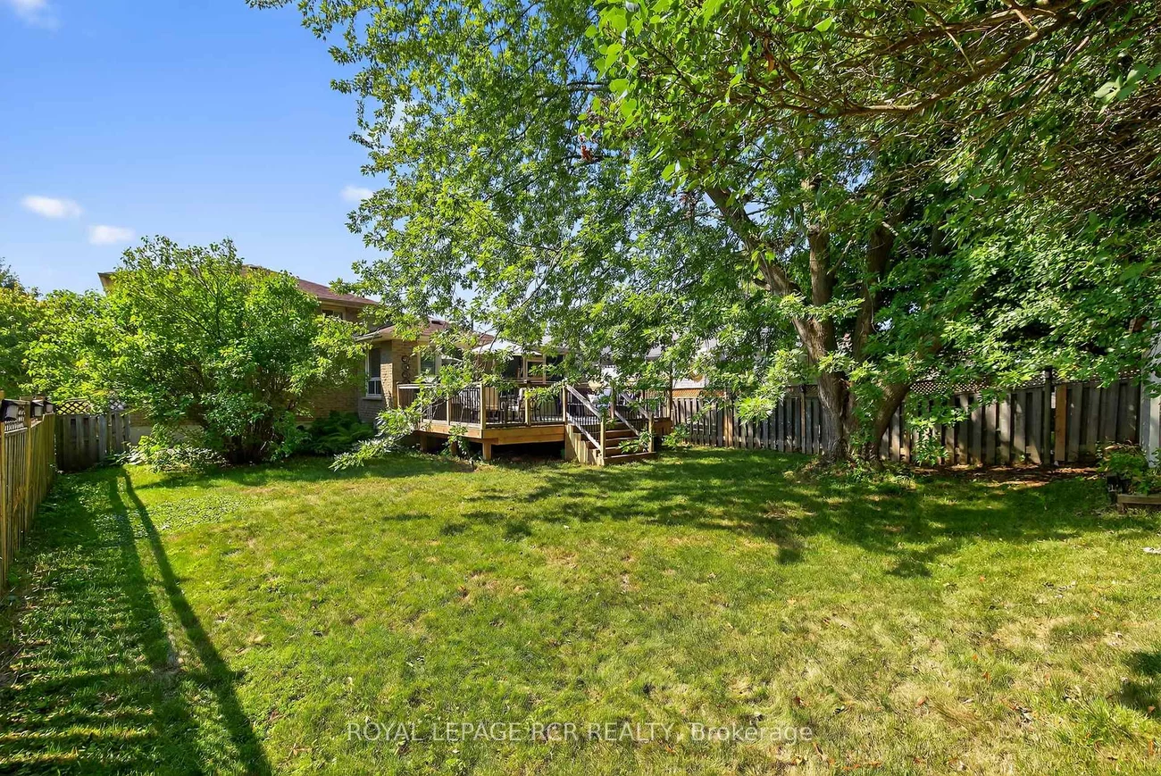 21, Crown, Bradford, Bradford West Gwillimbury